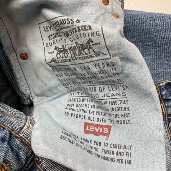 LEVI’S, VINTAGE 550, Size 11 Medium Jr’s,Blue, Made in USA in 04/96, Relaxed Fit - Picture 11 of 13